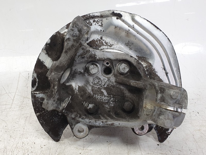 Recambio de mangueta delantera derecha para bmw 3 (e90) 320 d referencia OEM IAM 31216793924  ZZPBM001