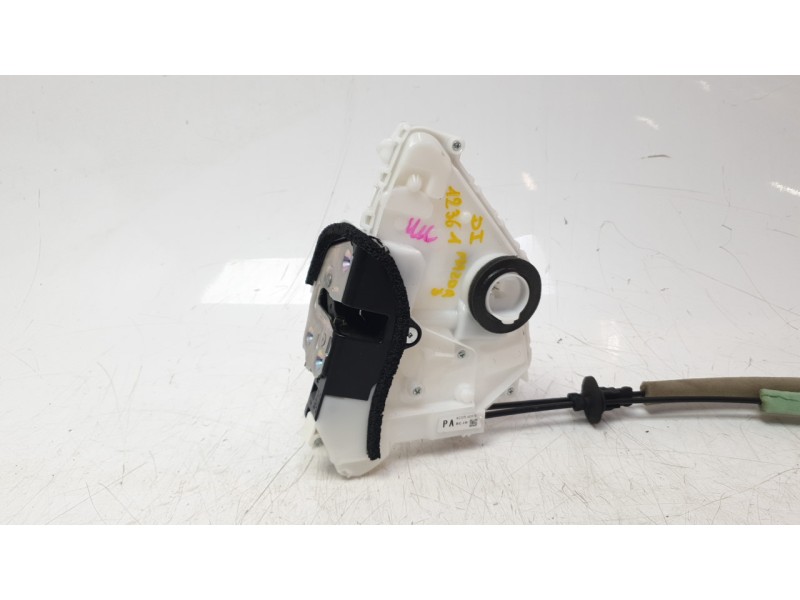 Recambio de cerradura puerta delantera izquierda para mazda 3 hatchback (bp) 2.0 skyactiv-g m hybrid referencia OEM IAM BCJH5931