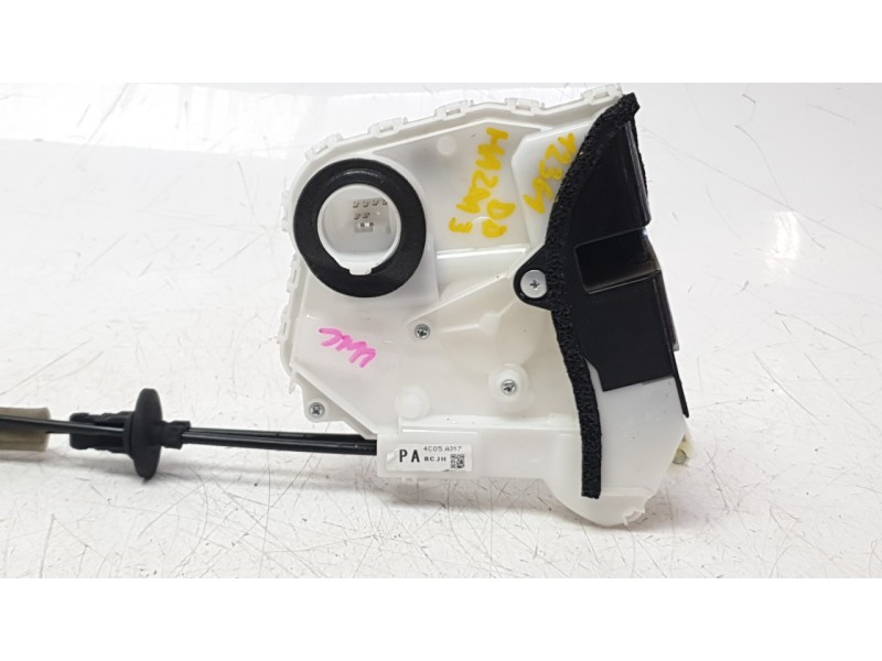 Recambio de cerradura puerta delantera derecha para mazda 3 hatchback (bp) 2.0 skyactiv-g m hybrid referencia OEM IAM BDMC58310 
