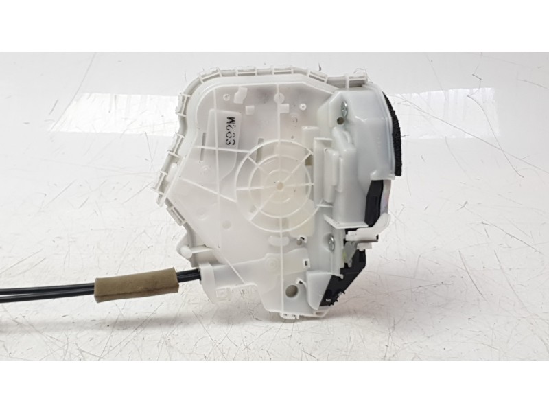 Recambio de cerradura puerta trasera izquierda para mazda 3 hatchback (bp) 2.0 skyactiv-g m hybrid referencia OEM IAM BDMC73310 