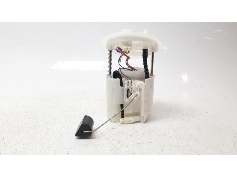 Recambio de bomba combustible para mazda 3 hatchback (bp) 2.0 skyactiv-g m hybrid referencia OEM IAM PAK91335XA  