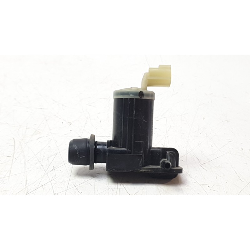 Recambio de bomba limpia para mazda 3 hatchback (bp) 2.0 skyactiv-g m hybrid referencia OEM IAM EW17014  