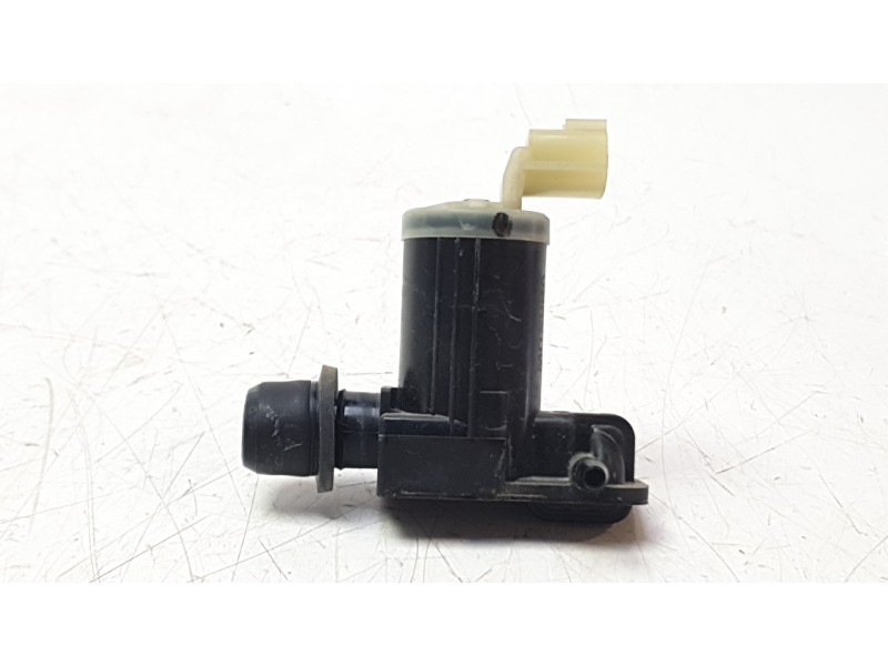 Recambio de bomba limpia para mazda 3 hatchback (bp) 2.0 skyactiv-g m hybrid referencia OEM IAM EW17014  