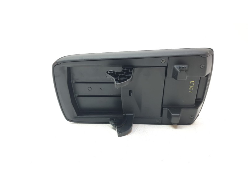Recambio de apoyabrazos central para mazda 3 hatchback (bp) 2.0 skyactiv-g m hybrid referencia OEM IAM BDGF64450B02  