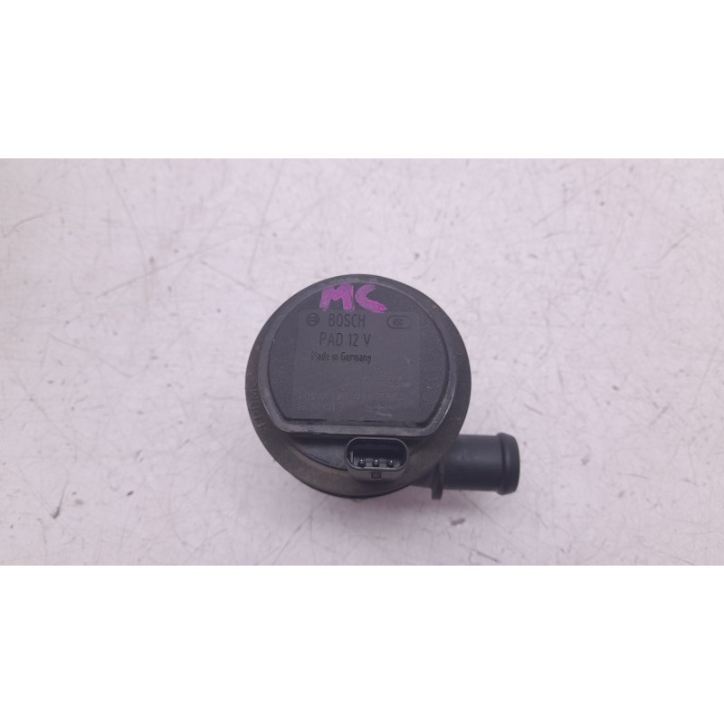 Recambio de bomba agua para alfa romeo giulia (952_) 2.2 d (952aem250, 952aea250) referencia OEM IAM 51975685 0392023234 