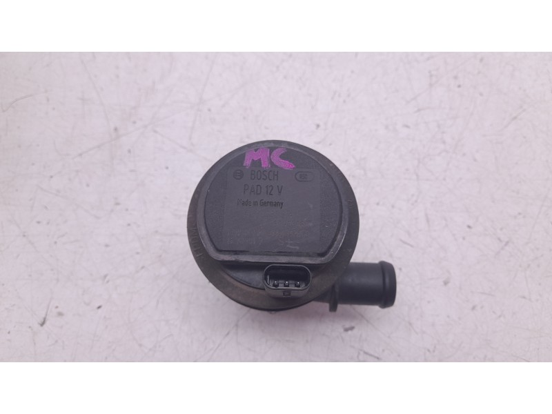 Recambio de bomba agua para alfa romeo giulia (952_) 2.2 d (952aem250, 952aea250) referencia OEM IAM 51975685 0392023234 
