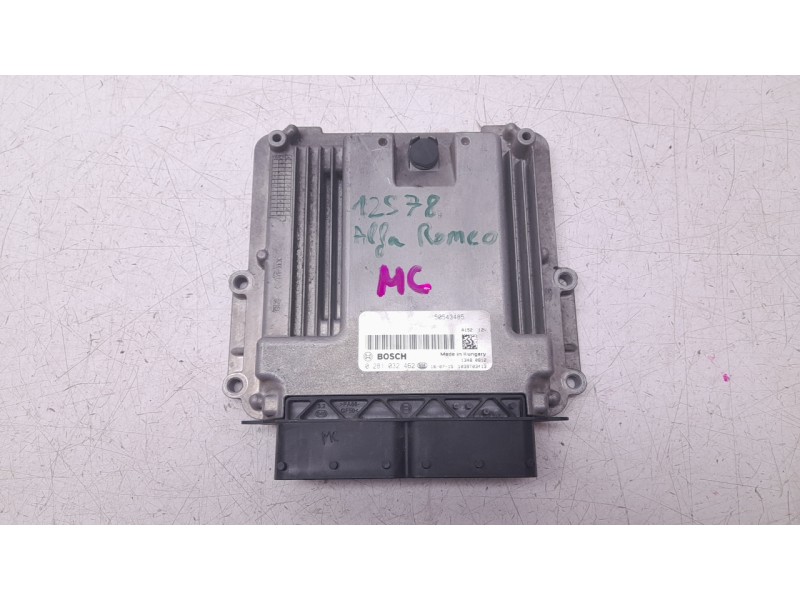 Recambio de centralita motor uce para alfa romeo giulia (952_) 2.2 d (952aem250, 952aea250) referencia OEM IAM 50543485 02810324