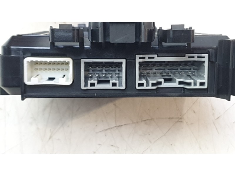 Recambio de modulo electronico para mazda 3 hatchback (bp) 2.0 skyactiv-g m hybrid referencia OEM IAM BHPD675Z0  