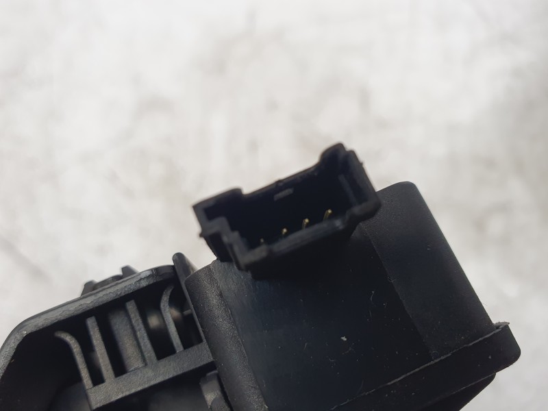 Recambio de cerradura maletero / porton para bmw 3 (e90) 320 d referencia OEM IAM 51247840617  EZCBM073/DLF510B57HQ/CRD-BMW-0617