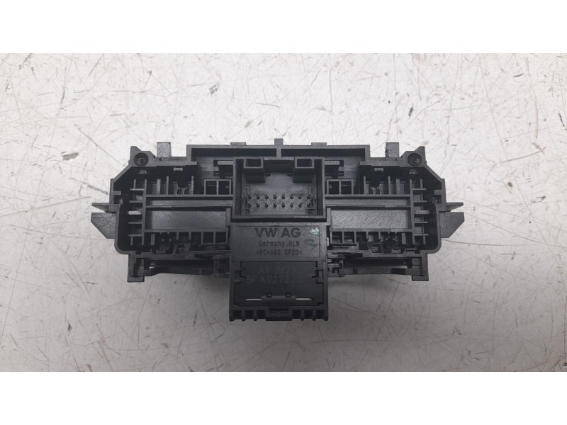 Recambio de palanca freno para cupra formentor (km7, kmp) 1.5 tsi referencia OEM IAM 5FA927225  