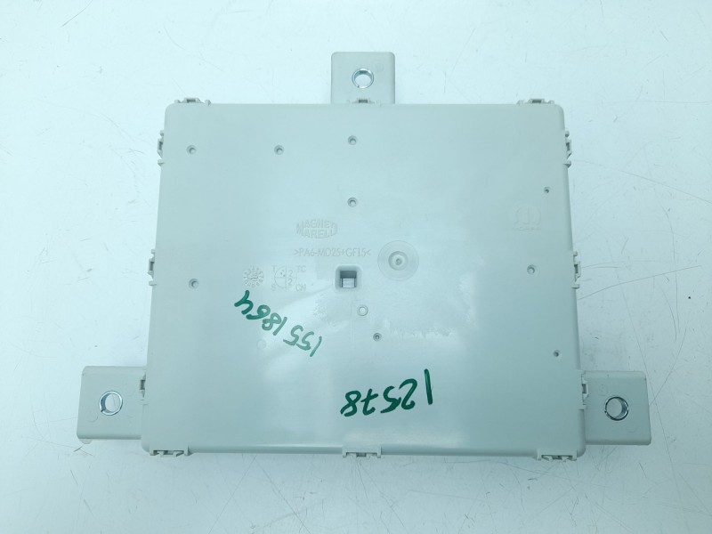 Recambio de caja reles / fusibles para alfa romeo giulia (952_) 2.2 d (952aem250, 952aea250) referencia OEM IAM 50546533  