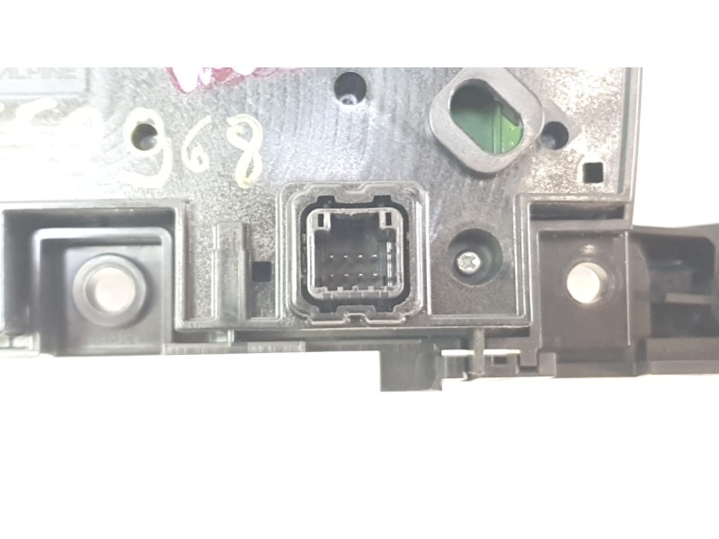 Recambio de mando multifuncion para mazda 3 hatchback (bp) 2.0 skyactiv-g m hybrid referencia OEM IAM BHSA66CM0A  