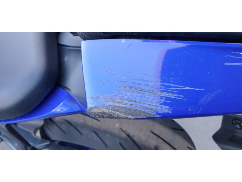 Recambio de moldura para yamaha yzf-r 7 yzf-r 7 referencia OEM IAM BEB2171100P0  