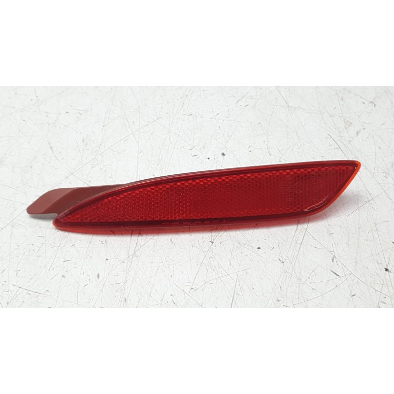 Recambio de piloto trasero izquierdo paragolpes para mazda 3 hatchback (bp) 2.0 skyactiv-g m hybrid referencia OEM IAM GRF5515M0