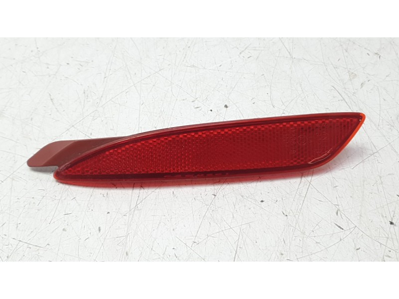 Recambio de piloto trasero izquierdo paragolpes para mazda 3 hatchback (bp) 2.0 skyactiv-g m hybrid referencia OEM IAM GRF5515M0