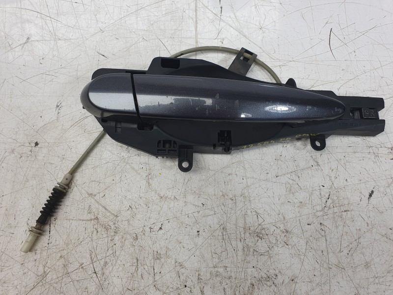 Recambio de maneta exterior delantera derecha para bmw 3 (e90) 320 d referencia OEM IAM 51217207562  BM8228013