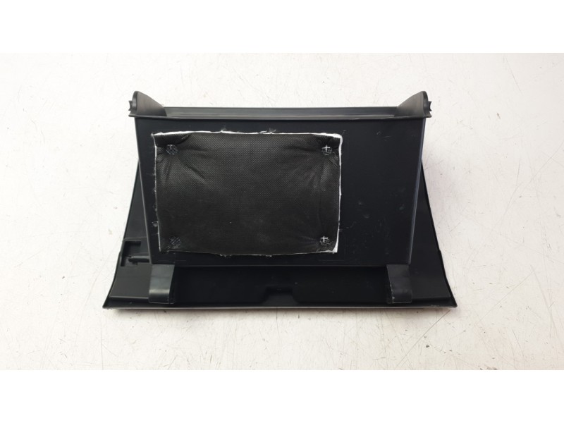 Recambio de guantera para mazda 3 hatchback (bp) 2.0 skyactiv-g m hybrid referencia OEM IAM BEPN6403002  