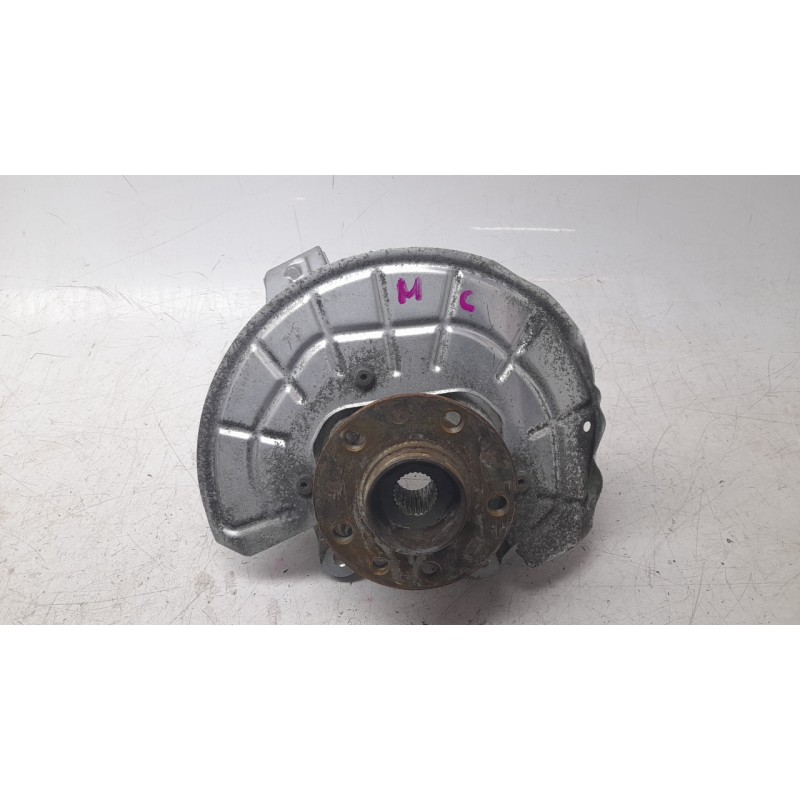 Recambio de mangueta trasera derecha para alfa romeo giulia (952_) 2.2 d (952aem250, 952aea250) referencia OEM IAM 50543988  