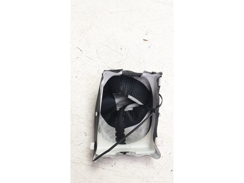 Recambio de guarnecidos palanca cambio para mazda 3 hatchback (bp) 2.0 skyactiv-g m hybrid referencia OEM IAM BCKN46030A  