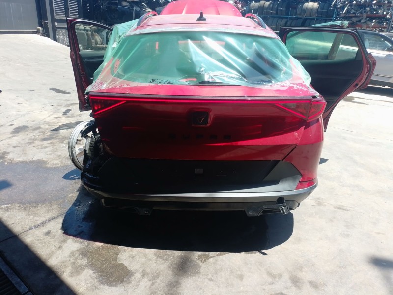 Recambio de piloto trasero central para cupra formentor (km7, kmp) 1.5 tsi referencia OEM IAM   