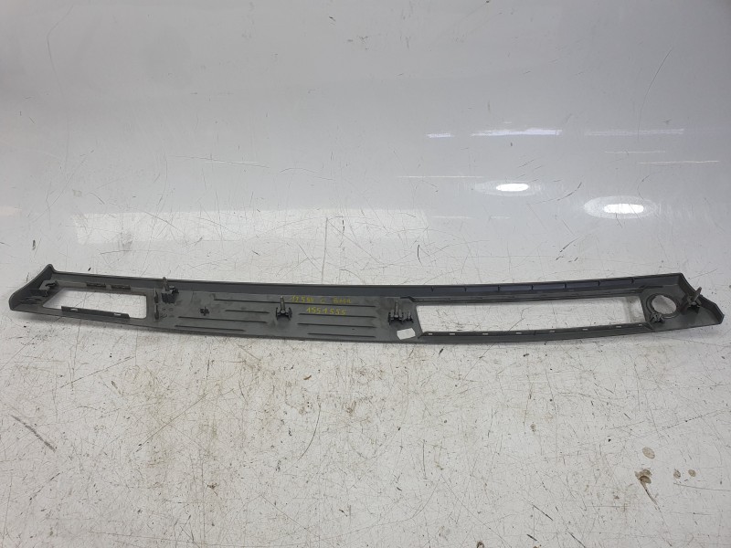 Recambio de moldura para bmw 3 (e90) 320 d referencia OEM IAM 7132845  