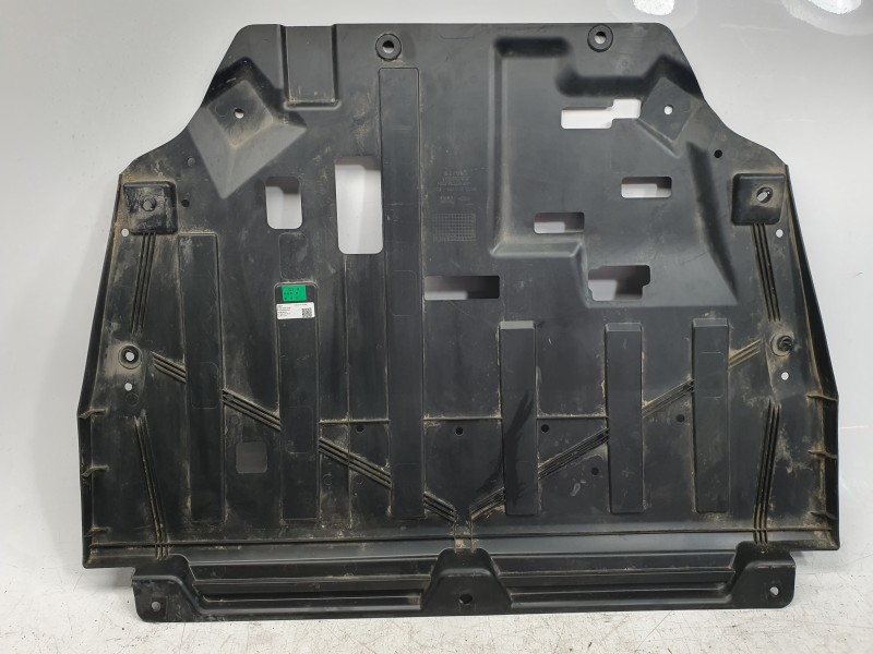 Recambio de cubrecarter para omoda omoda 5 hev referencia OEM IAM 602009229AA  