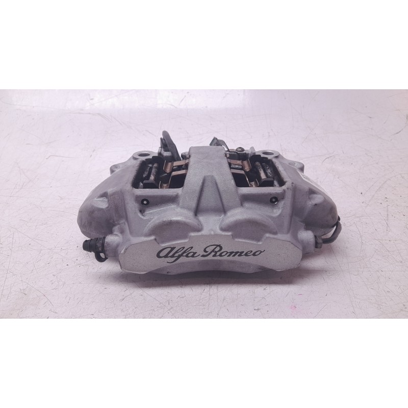Recambio de pinza freno delantera izquierda para alfa romeo giulia (952_) 2.2 d (952aem250, 952aea250) referencia OEM IAM 005054