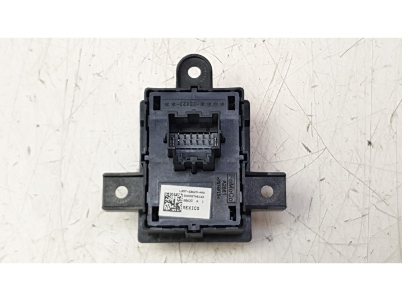 Recambio de palanca freno para ford kuga iii (dfk) 2.5 duratec plug-in-hybrid referencia OEM IAM LB5T2B623AAW  