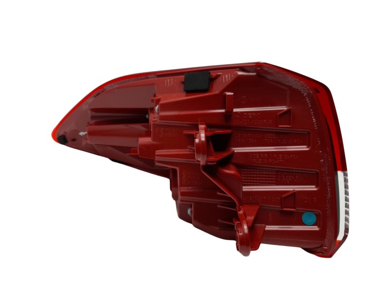 Recambio de piloto trasero derecho para hyundai tucson referencia OEM IAM 92402D7100  108405250/16396502/3540504