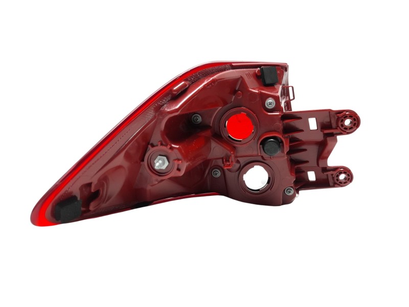 Recambio de piloto trasero derecho para hyundai tucson referencia OEM IAM 92402D7100  108405250/16396502/3540504