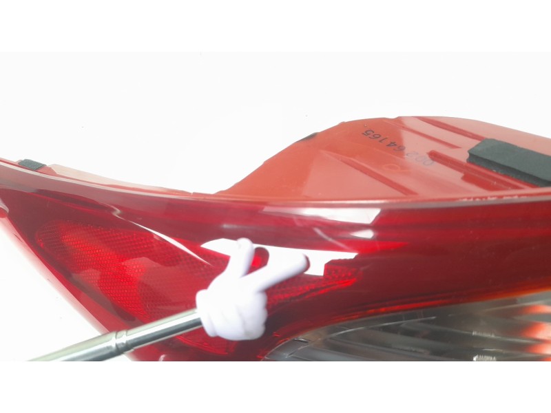 Recambio de piloto trasero derecho para hyundai tucson referencia OEM IAM 92402D7100  108405250/16396502/3540504
