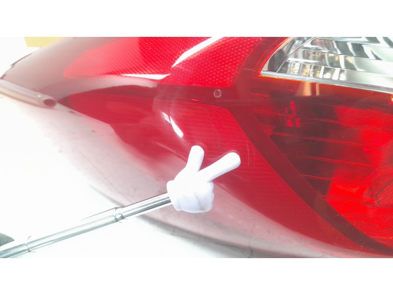 Recambio de piloto trasero derecho para hyundai tucson referencia OEM IAM 92402D7100  108405250/16396502/3540504