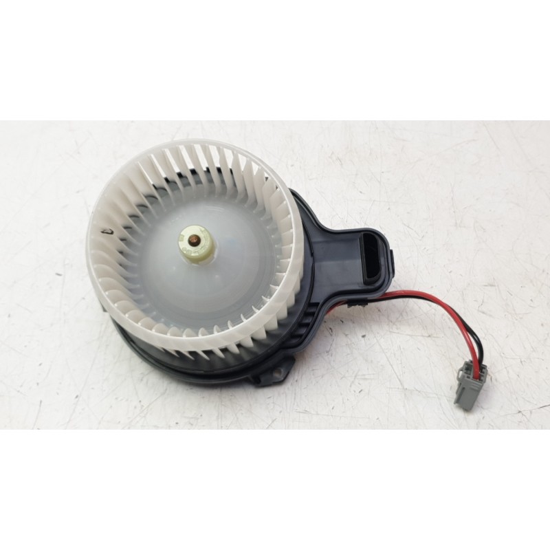 Recambio de ventilador calefaccion para ford kuga iii (dfk) 2.5 duratec plug-in-hybrid referencia OEM IAM JX6A19846GA  