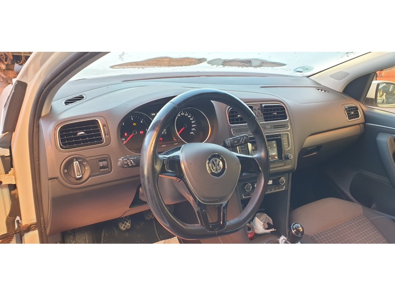 volkswagen polo (6c1) del año 2015