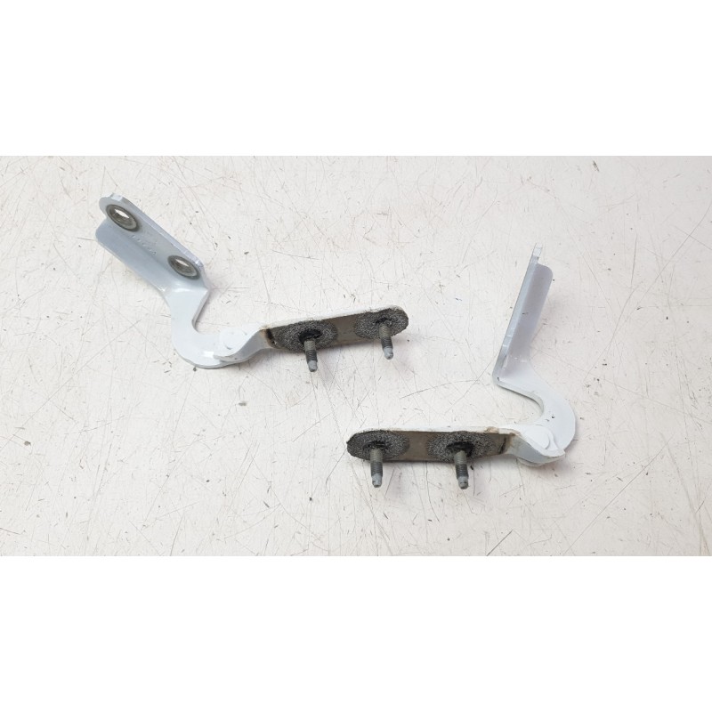 Recambio de bisagra capot para ford kuga iii (dfk) 2.5 duratec plug-in-hybrid referencia OEM IAM LJ6BS42900AB  