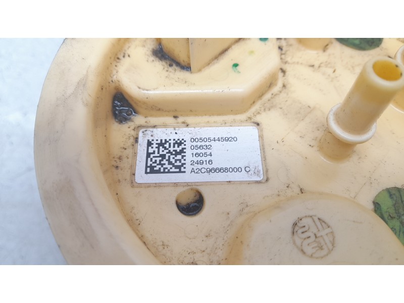 Recambio de bomba combustible para alfa romeo giulia (952_) 2.2 d (952aem250, 952aea250) referencia OEM IAM 00505445920 A2C96668