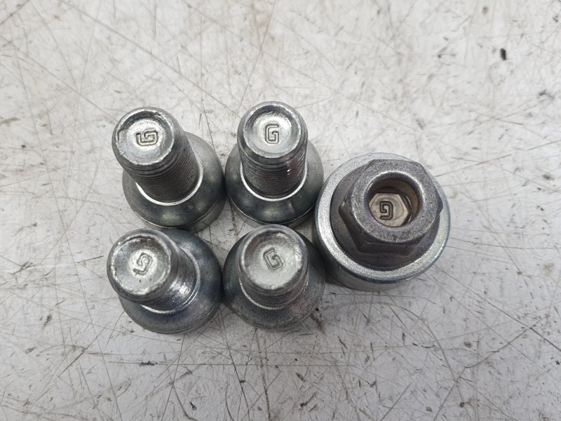 Recambio de juego tornillos de rueda para audi a1 sportback (gba) 30 tfsi referencia OEM IAM TORNILLOSANTIRROBO  
