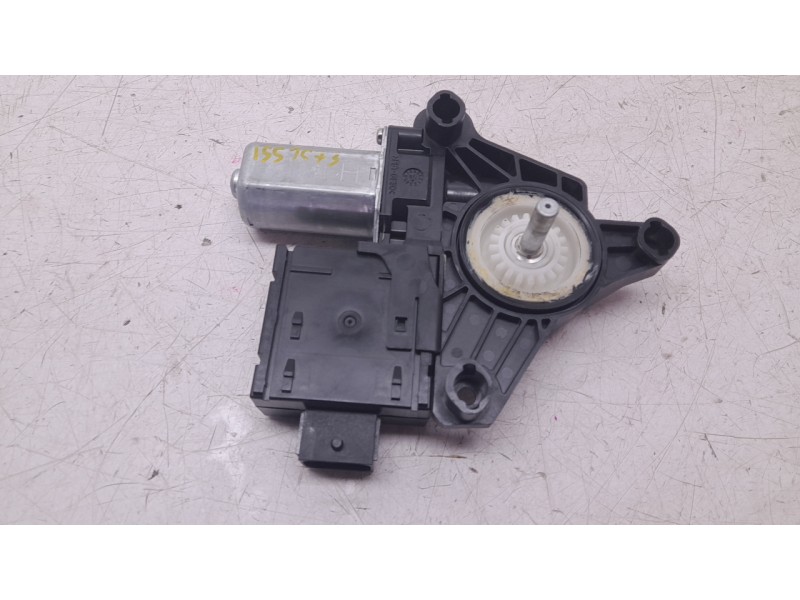 Recambio de motor elevalunas trasero derecho para alfa romeo giulia (952_) 2.2 d (952aem250, 952aea250) referencia OEM IAM C5967