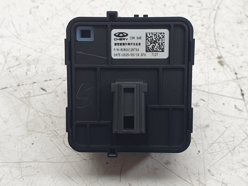 Recambio de mando elevalunas trasero derecho para jaecoo 7 phev 2025 referencia OEM IAM 808001267AA  