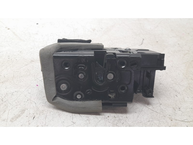 Recambio de cerradura puerta trasera izquierda para volkswagen id.4 (e21) gtx referencia OEM IAM 4K0839015T  
