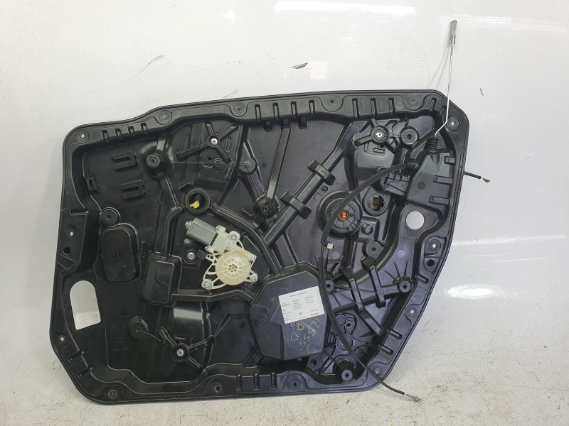Recambio de elevalunas delantero derecho para mercedes-benz gle coupe (c167) gle 350 d 4-matic (167.321) referencia OEM IAM 1677