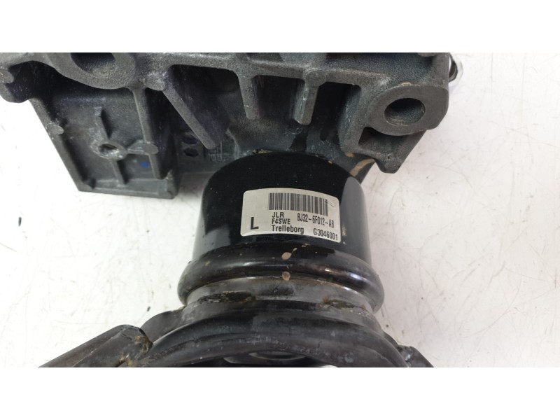 Recambio de soporte motor derecho para land rover evoque hse dynamic referencia OEM IAM JLRBJ326F012AB  
