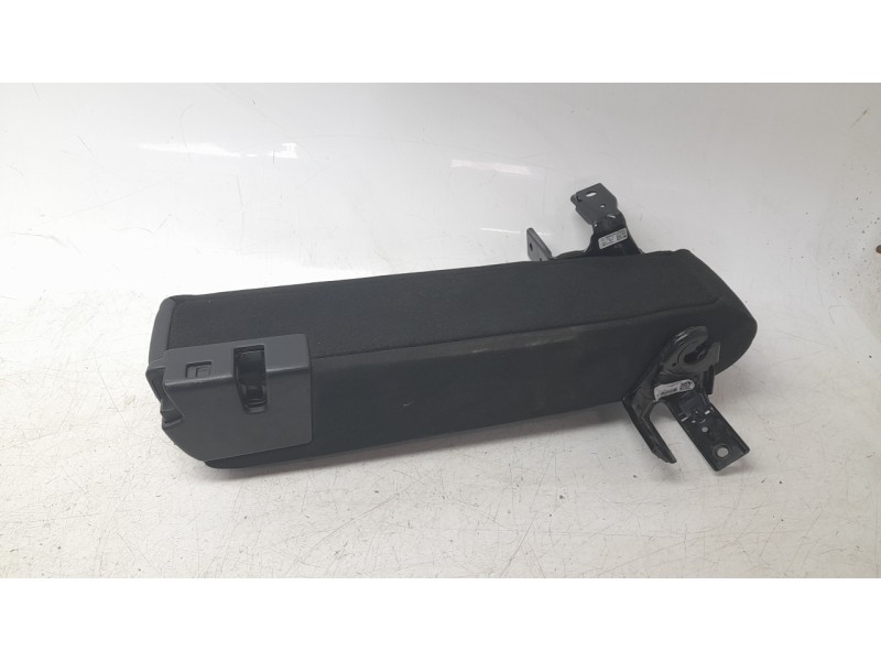 Recambio de apoyabrazos central para mercedes-benz clase c coupe (w205) c 250 d 4matic (205.309) referencia OEM IAM A2059700201 