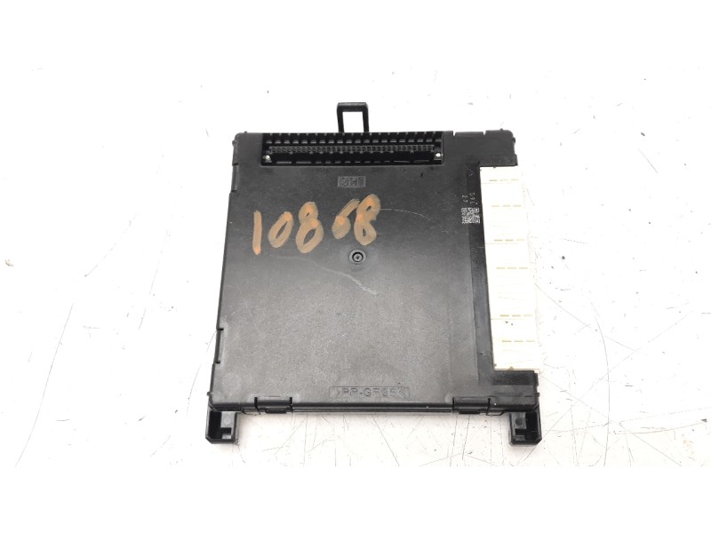 Recambio de modulo electronico para toyota rav 4 referencia OEM IAM 8922142300 2380005882 