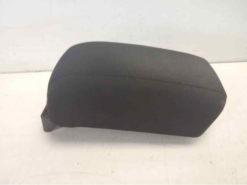 Recambio de apoyabrazos central para hyundai i30 classic referencia OEM IAM   