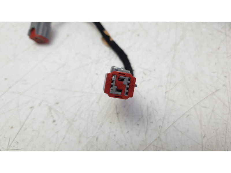 Recambio de amortiguadores maletero / porton para ford kuga iii (dfk) 2.5 duratec plug-in-hybrid referencia OEM IAM LV4BS402A54A