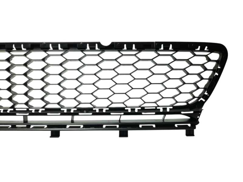 Recambio de rejilla paragolpes central para volkswagen golf vii lim. (5g1) referencia OEM IAM 5G0853677C9B9  107236804/2401512/V