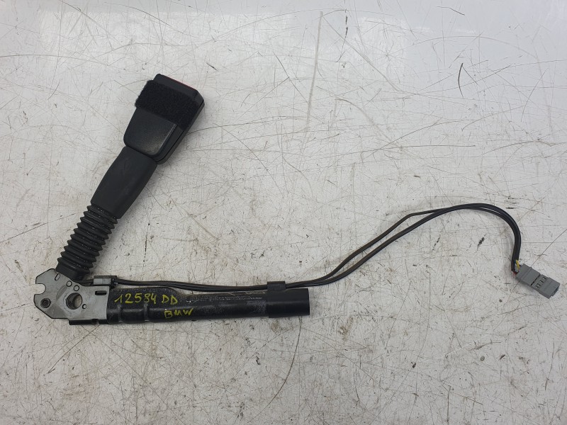 Recambio de cinturon seguridad delantero derecho para bmw 3 (e90) 320 d referencia OEM IAM 33044476G 33040940D 