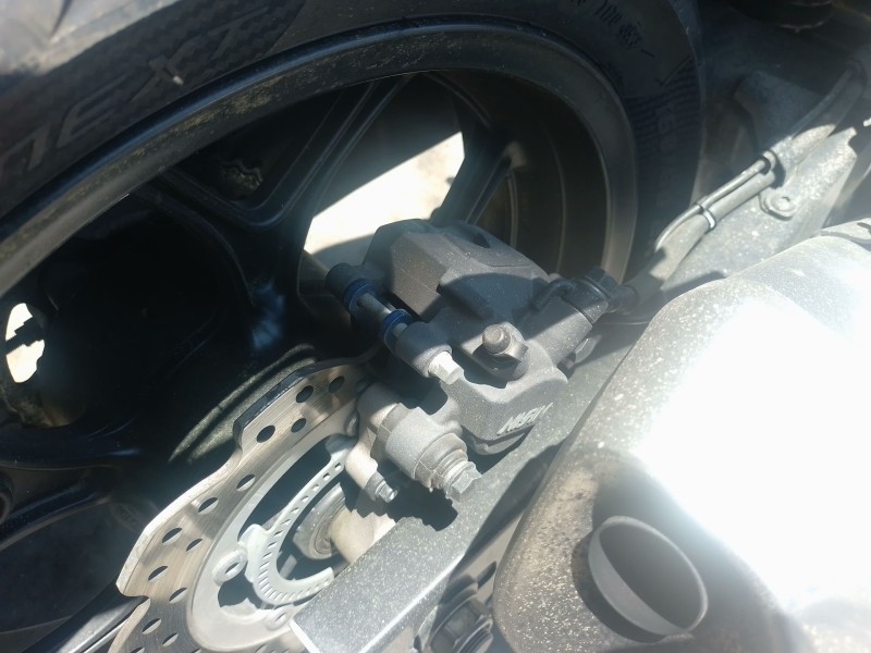 Recambio de pinza de freno trasera derecha para honda nc nc 750 x (rh09) referencia OEM IAM   