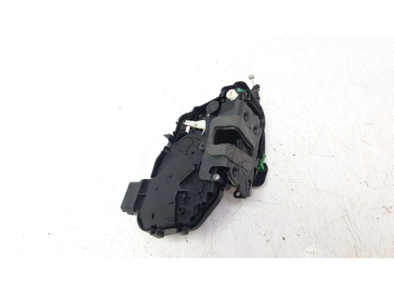 Recambio de cerradura puerta trasera derecha para land rover evoque hse dynamic referencia OEM IAM 7H5A26412AC  